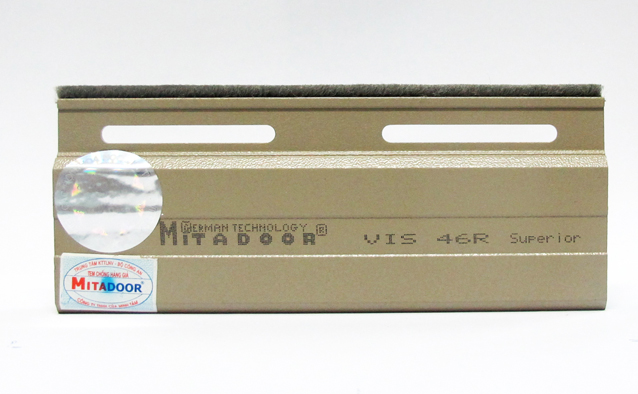 mitadoor7